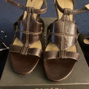 Comfortable Sandals with a little platform